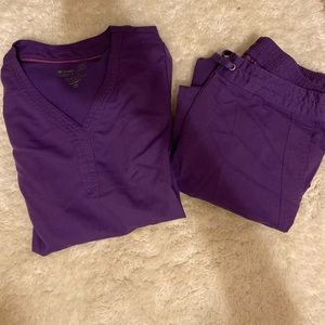 Comfy purple scrubs set👩🏻‍⚕️